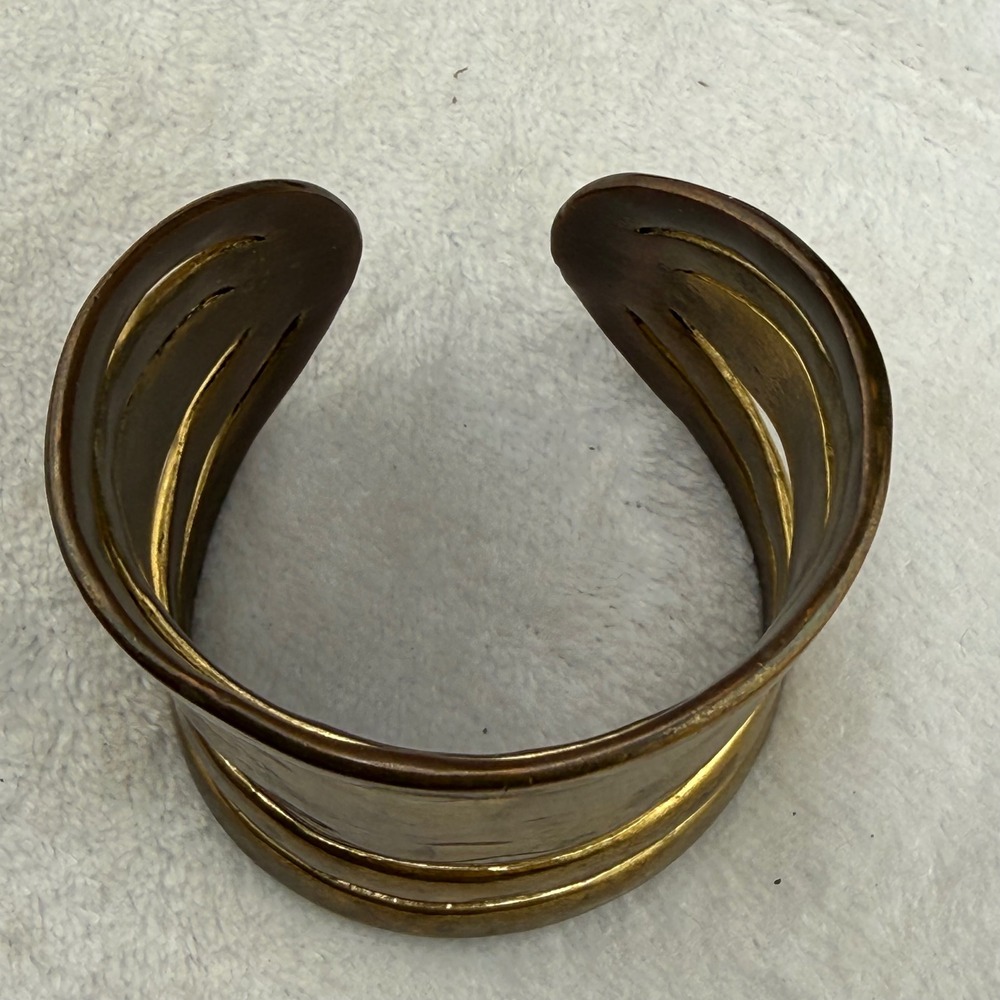 Wide Chunky Bracelet Gold Tone Multi Band Hammered Boho 7.5 Inch - Picture 7 of 9
